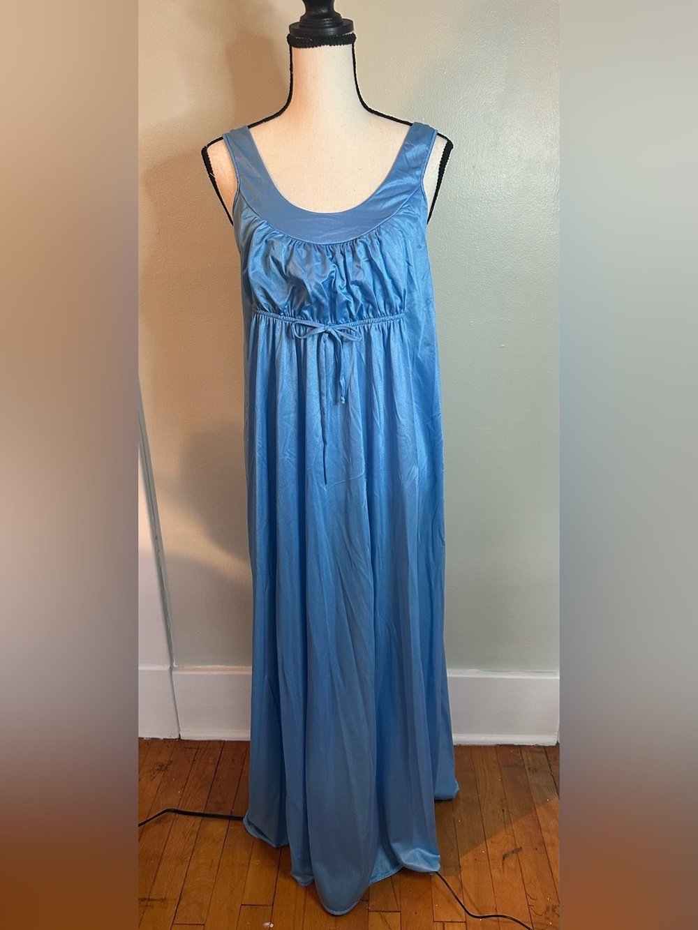 Vintage 60s Long Sleeveless Nightgown Empire Waist Size Medium Cornflower Blue